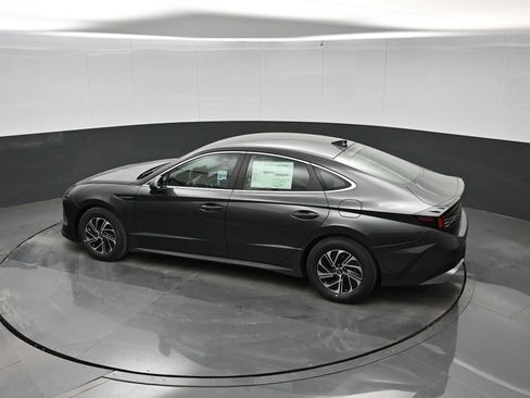 New 2026 Hyundai Sonata Blue FWD image 28