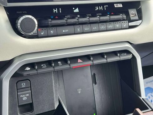 Used 2025 Toyota Tundra Capstone image 35
