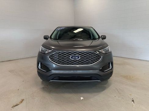 Used 2024 Ford Edge SEL w/ Convenience Package AWD/4WD image 2