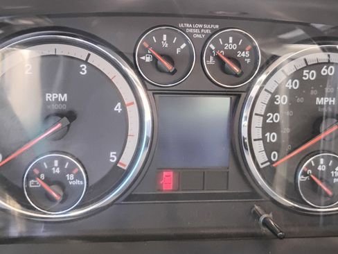 Used 2011 RAM 2500 Laramie w/ Cold Weather Group AWD/4WD image 16
