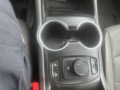 Used 2018 GMC Terrain SLT w/ Preferred Package FWD image 20
