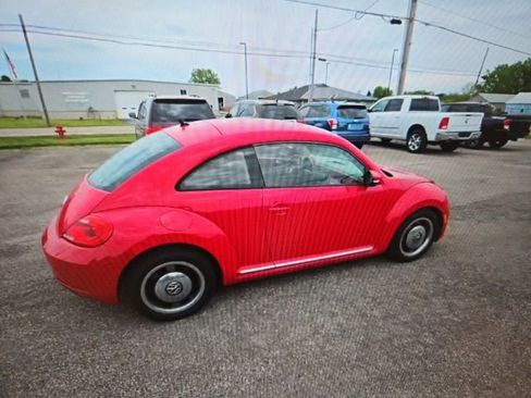 Used 2013 Volkswagen Beetle 2.5 FWD image 3