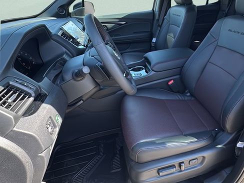 New 2026 Honda Ridgeline Black Edition image 15