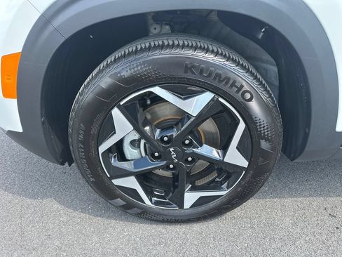 Used 2025 Kia Seltos EX w/ EX Sunroof Package AWD/4WD image 12