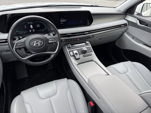 Used 2025 Hyundai Palisade SEL image 19