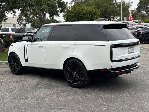 Used 2023 Land Rover Range Rover SE AWD/4WD image 11