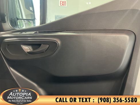 Used 2025 Mercedes-Benz Sprinter 3500 w/ Parking Package image 14