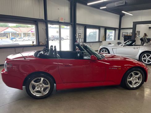 Used 2000 Honda S2000 image 22
