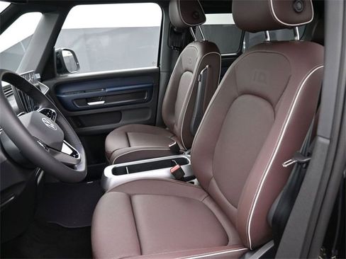 New 2025 Volkswagen ID. Buzz Pro S image 33