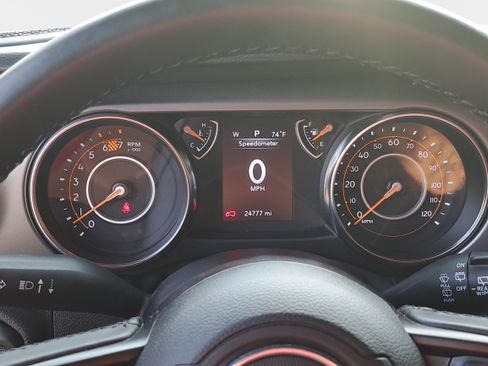 Used 2022 Jeep Wrangler Unlimited Sport AWD/4WD image 18