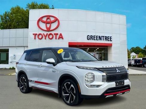 Used 2024 Mitsubishi Outlander Ralliart image 1