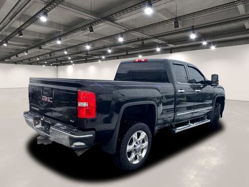 Used 2018 GMC Sierra 2500 SLT w/ Snow Plow Prep Package image 4