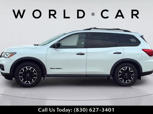 Used 2020 Nissan Pathfinder SL FWD image 12