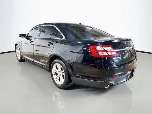Used 2017 Ford Taurus SE FWD image 9