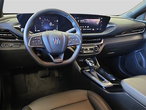 Used 2025 Buick Envista Sport Touring w/ Convenience I Package image 15