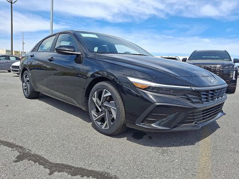 New 2026 Hyundai Elantra Sport FWD image 3
