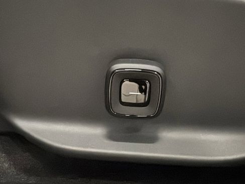 New 2026 Volvo EX30 Ultra w/ Climate Package image 22