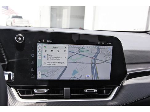 Used 2026 Chevrolet Equinox LT FWD image 23