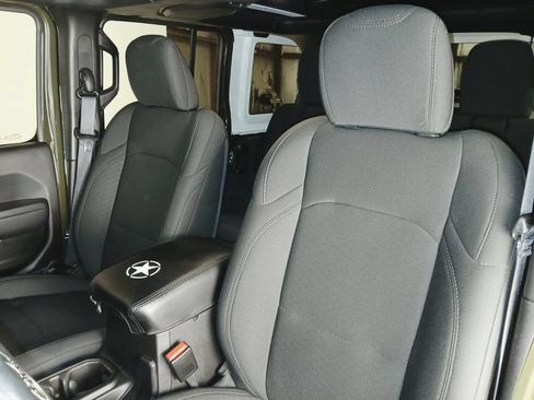 Used 2023 Jeep Wrangler Unlimited Sport w/ Sun And Sound Package AWD/4WD image 11