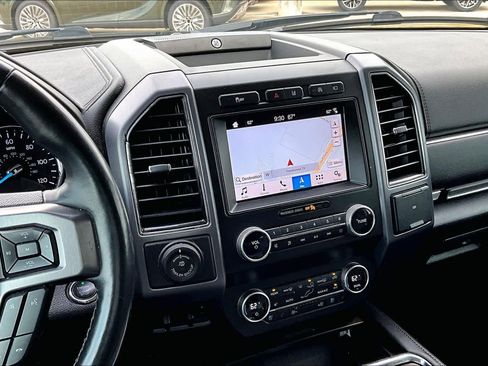 Used 2019 Ford Expedition Platinum RWD image 6