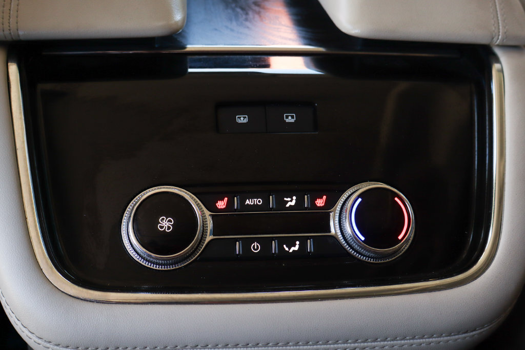 Used 2021 Lincoln Navigator Reserve AWD/4WD image 44