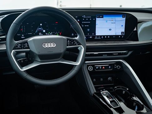 New 2025 Audi Q5 Premium Plus image 23