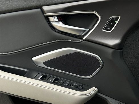 New 2026 Acura RDX SH-AWD image 23