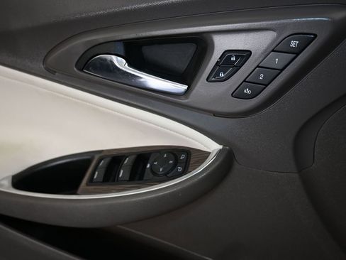 Used 2024 Chevrolet Malibu LT FWD image 33