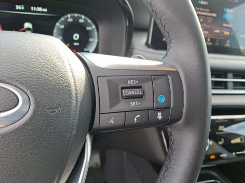 Certified 2025 INFINITI QX60 Luxe image 23