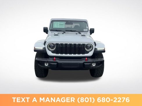 New 2026 Jeep Gladiator Rubicon w/ Safety Group AWD/4WD image 8