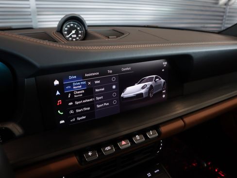 Certified 2026 Porsche 911 GTS image 16