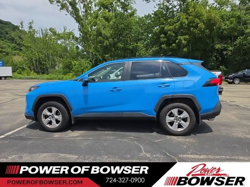 Used 2019 Toyota RAV4 XLE AWD/4WD image 7