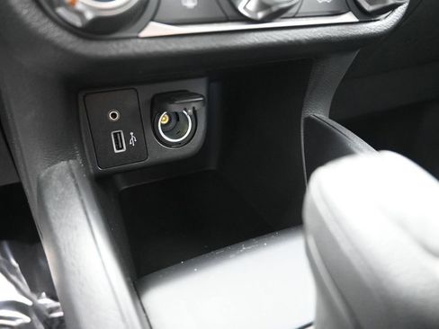 Used 2025 Nissan Versa S w/ Trunk Package FWD image 20