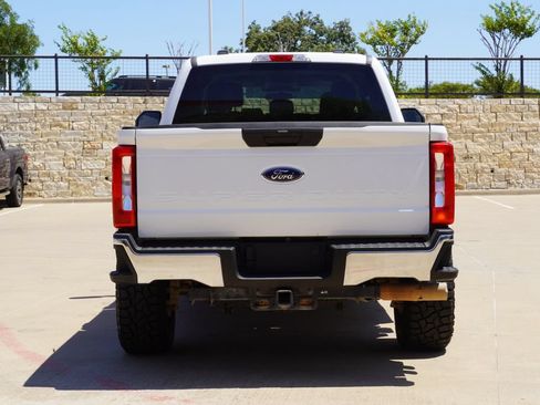 Used 2025 Ford F250 XLT w/ FX4 Off-Road Package AWD/4WD image 8