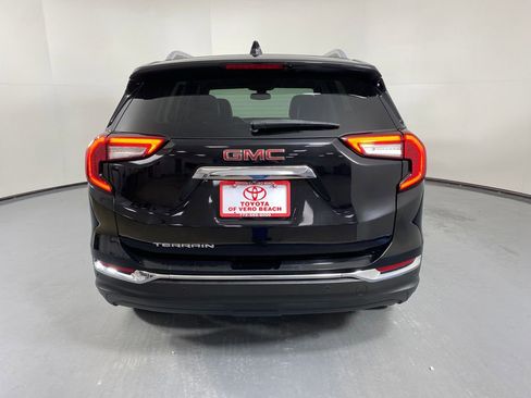 Used 2022 GMC Terrain SLT image 5