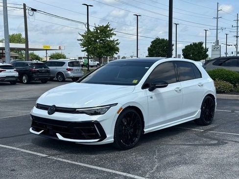 Certified 2025 Volkswagen Golf R Black Edition AWD/4WD image 4