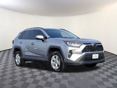 Used 2021 Toyota RAV4 XLE w/ Convenience Package image 1