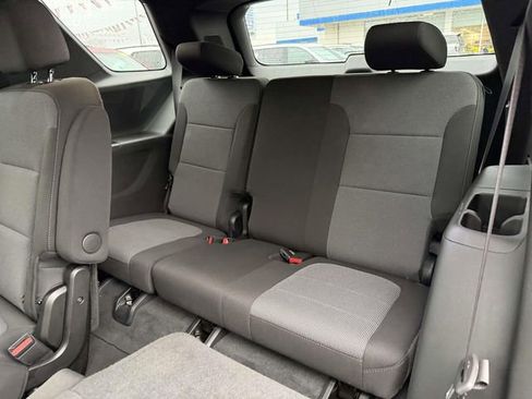 Certified 2023 Chevrolet Traverse LT image 13