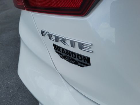 Used 2024 Kia Forte GT w/ GT2 Package FWD image 10