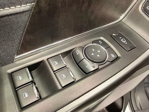 Used 2026 Ford F350 Lariat AWD/4WD image 27