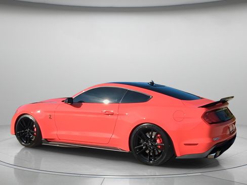Certified 2022 Ford Mustang Shelby GT500 w/ Technology Package image 18