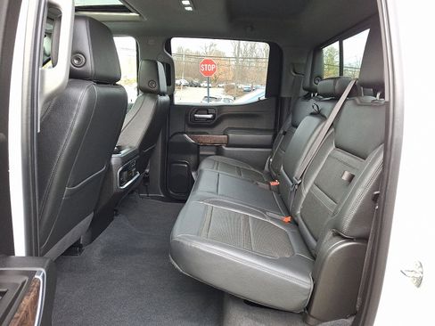 Used 2021 GMC Sierra 1500 Denali w/ Denali Ultimate Package image 10