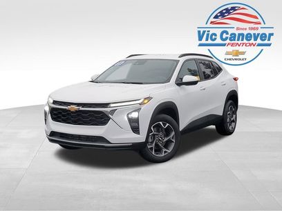 Certified 2025 Chevrolet Trax LT w/ Driver Confidence Package