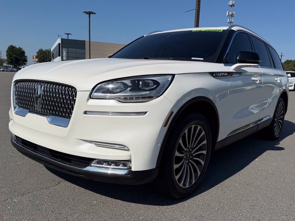 Used 2022 Lincoln Aviator Reserve w/ Equipment Group 201A AWD/4WD image 3