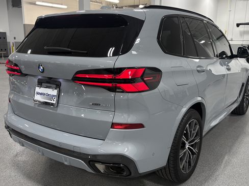 Certified 2025 BMW X5 xDrive40i w/ M Sport Package AWD/4WD image 10