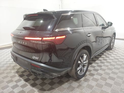 Used 2024 INFINITI QX60 Luxe AWD/4WD image 3