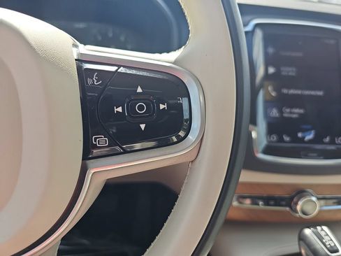 Used 2022 Volvo XC90 T6 Momentum w/ Advanced Package AWD/4WD image 18