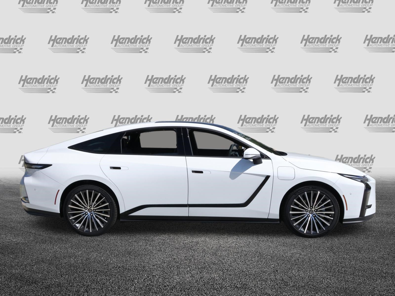 New 2026 Lexus ES 350e w/ Accessory Package (K3) FWD image 10