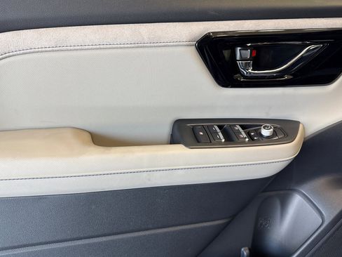 New 2025 Subaru Forester Limited image 10