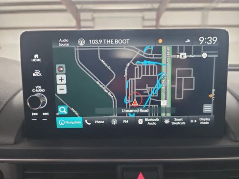 Used 2025 Honda Pilot Touring image 25